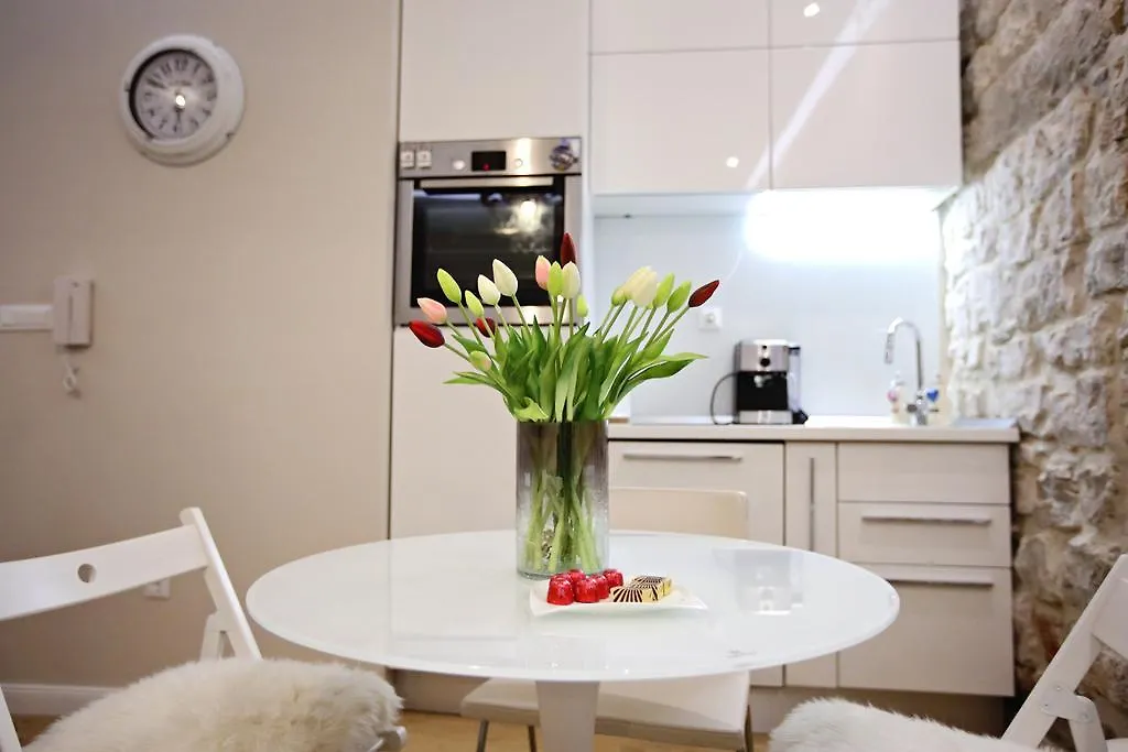 Apartment White Stone - Diocletian Palace Split 0*,